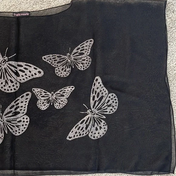 Traffic People Scarf Coverup Cropped Top - Picture 7 of 12